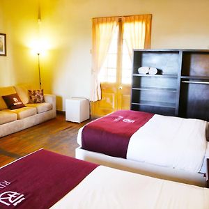 Hoteles Riviera Colonial